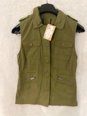 Olive Utility Vest - Sleeveless Cargo Style